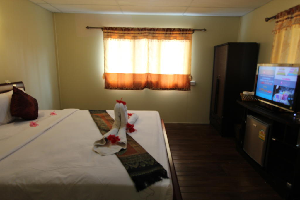 Phi Phi Ba Kao Bay Resort Room photo