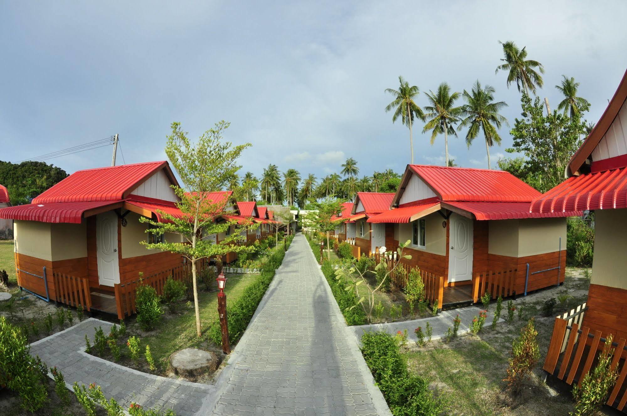 Phi Phi Ba Kao Bay Resort Exterior photo